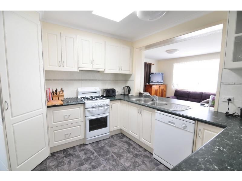 40 Salisbury Street, Lang Lang VIC 3984