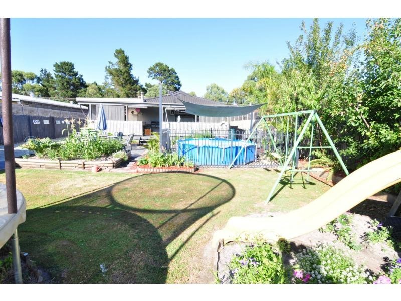 40 Salisbury Street, Lang Lang VIC 3984