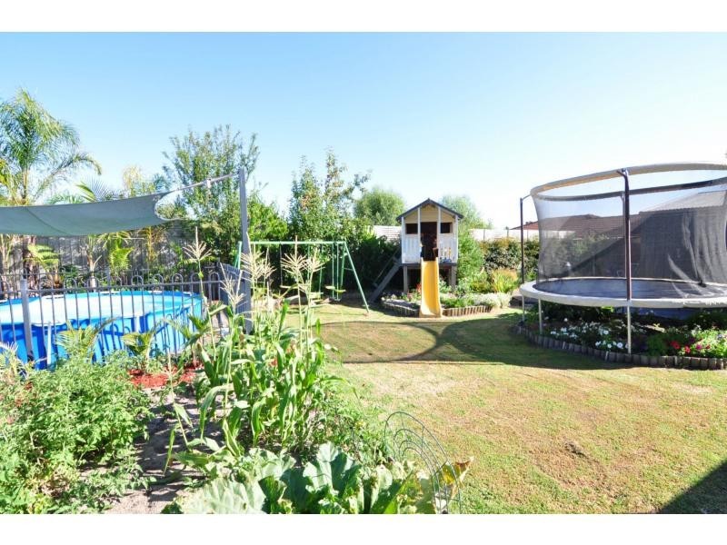 40 Salisbury Street, Lang Lang VIC 3984