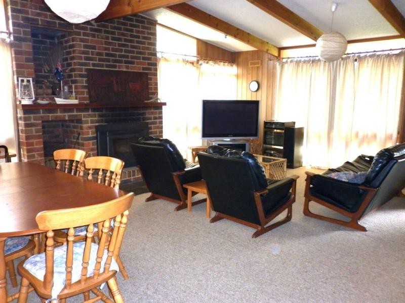 4 Panorama Drive, San Remo VIC 3925