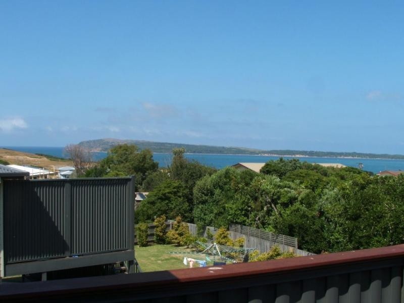 80 Penniwells Drive, San Remo VIC 3925