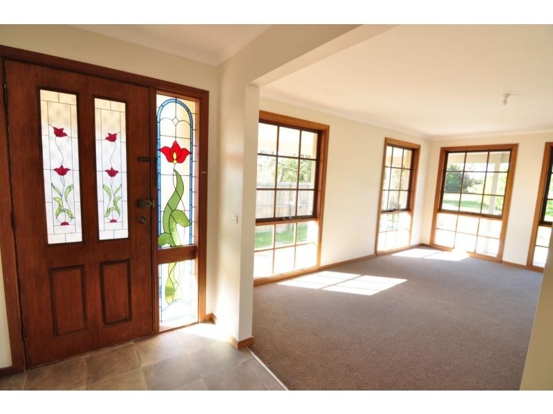 11 Tankerton Street, Lang Lang VIC 3984