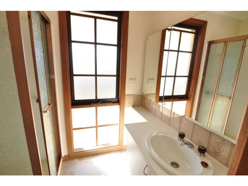 11 Tankerton Street, Lang Lang VIC 3984