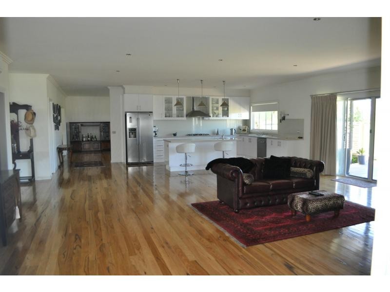 55 Henrys Road, Nyora VIC 3987