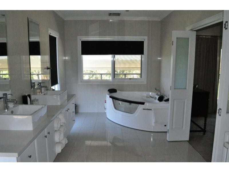 55 Henrys Road, Nyora VIC 3987