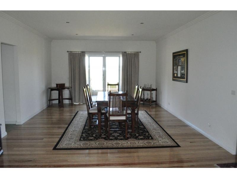 55 Henrys Road, Nyora VIC 3987