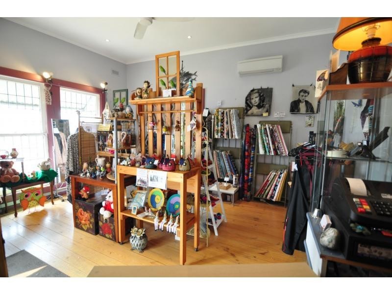 36 Victoria Road, Loch VIC 3945