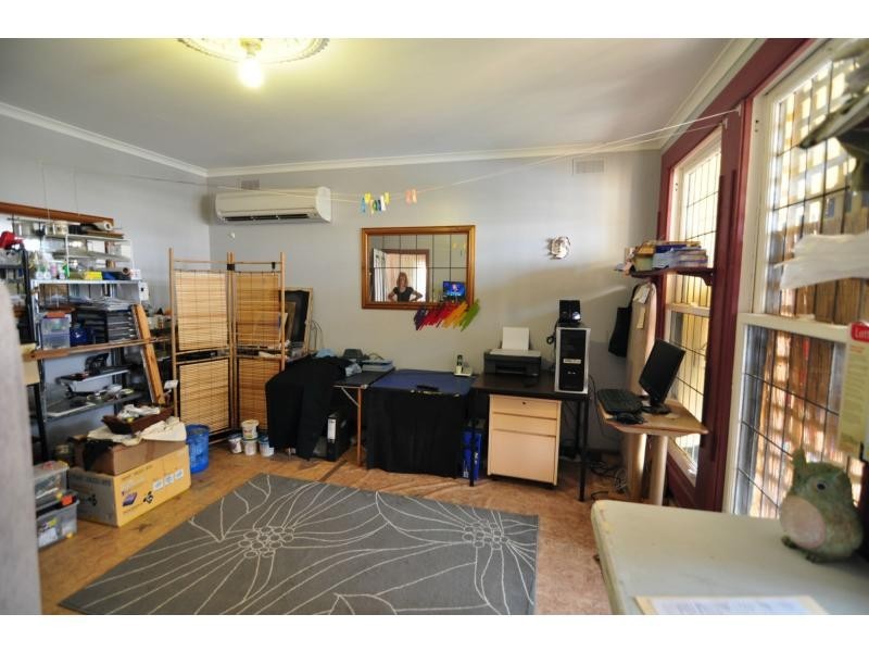 36 Victoria Road, Loch VIC 3945