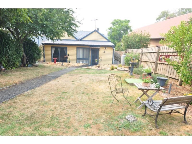 36 Victoria Road, Loch VIC 3945