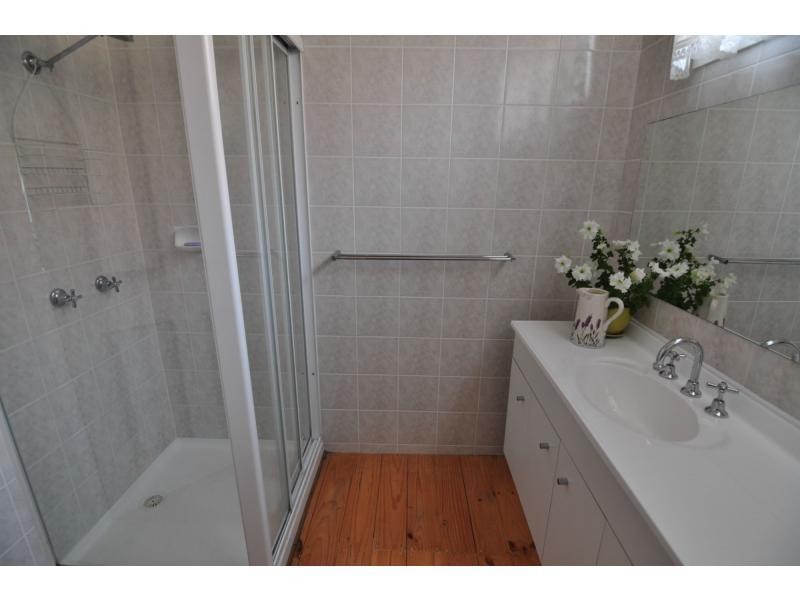 36 Victoria Road, Loch VIC 3945