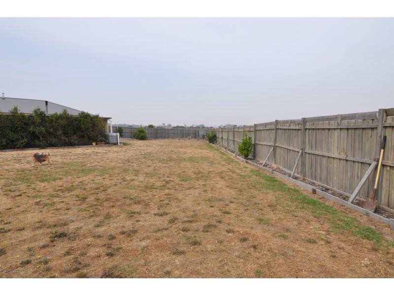 53-55 Gainsborough Avenue, Lang Lang VIC 3984