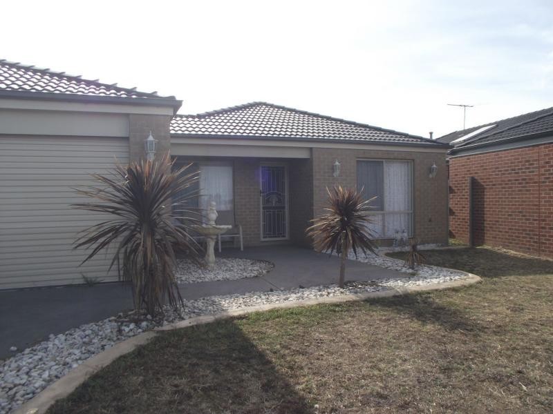 6 Bollen Way, Koo Wee Rup VIC 3981