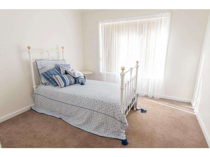 15 Beach Boulevard, Pioneer Bay VIC 3984