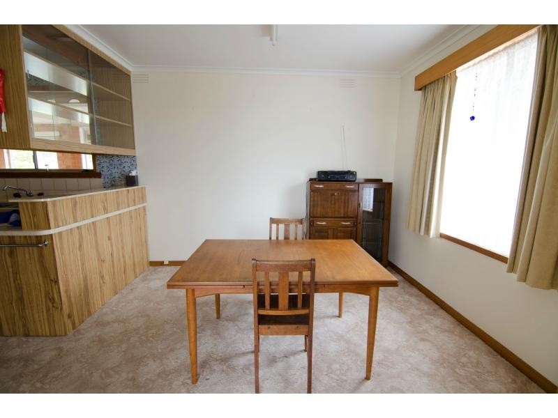 18 Clarence Street, Loch VIC 3945