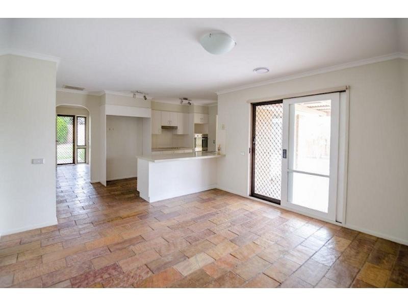 21 Darcy Court, Cranbourne VIC 3977