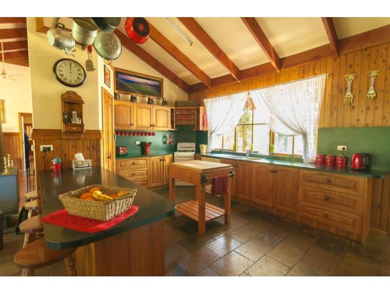 109 Boundary Drain Road, Koo Wee Rup VIC 3981