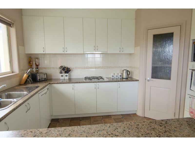 5 Thom Road, Lang Lang VIC 3984