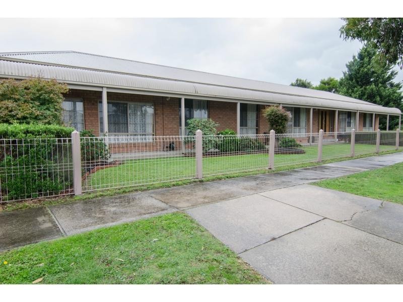 1 Grange Court, Koo Wee Rup VIC 3981