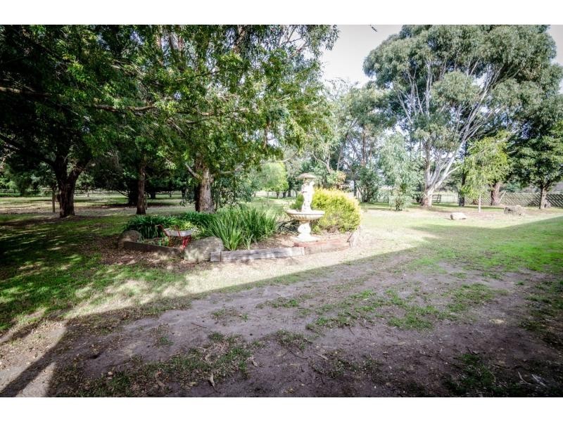 130 Island Road, Koo Wee Rup VIC 3981