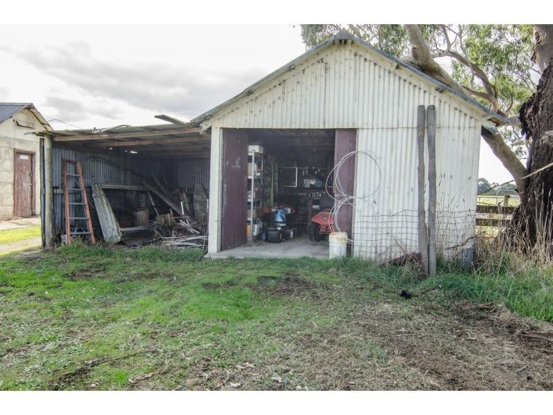 305 Boundary Drain Road, Koo Wee Rup VIC 3981