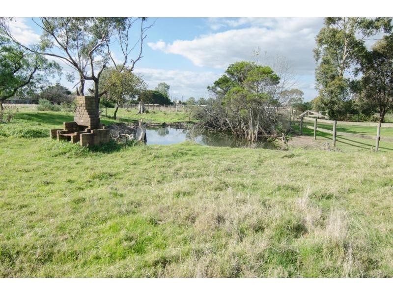 305 Boundary Drain Road, Koo Wee Rup VIC 3981