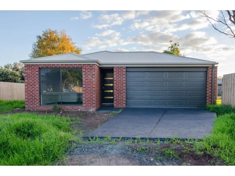1 Rupert Street, Lang Lang VIC 3984