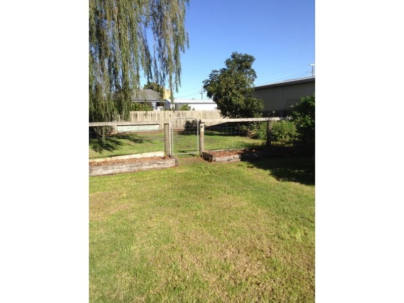 43 Henry Street, Koo Wee Rup VIC 3981