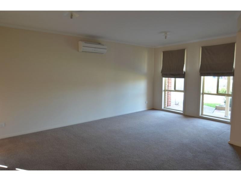 4 Corey Court, Koo Wee Rup VIC 3981