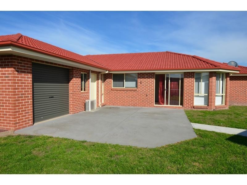 4 Corey Court, Koo Wee Rup VIC 3981