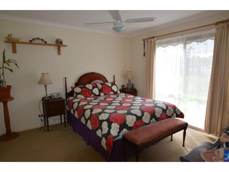 45 Follett Drive, Nyora VIC 3987