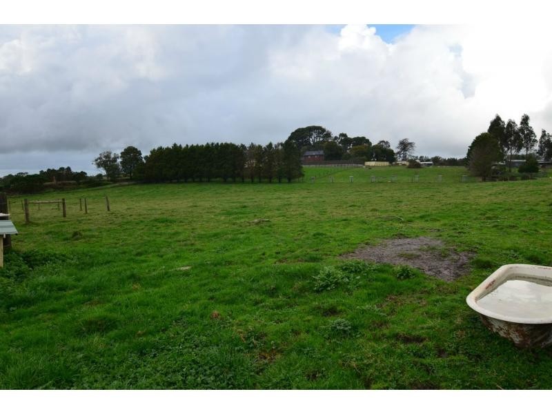 45 Follett Drive, Nyora VIC 3987