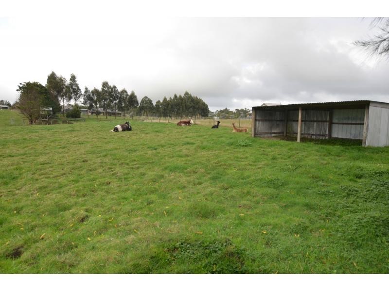 45 Follett Drive, Nyora VIC 3987