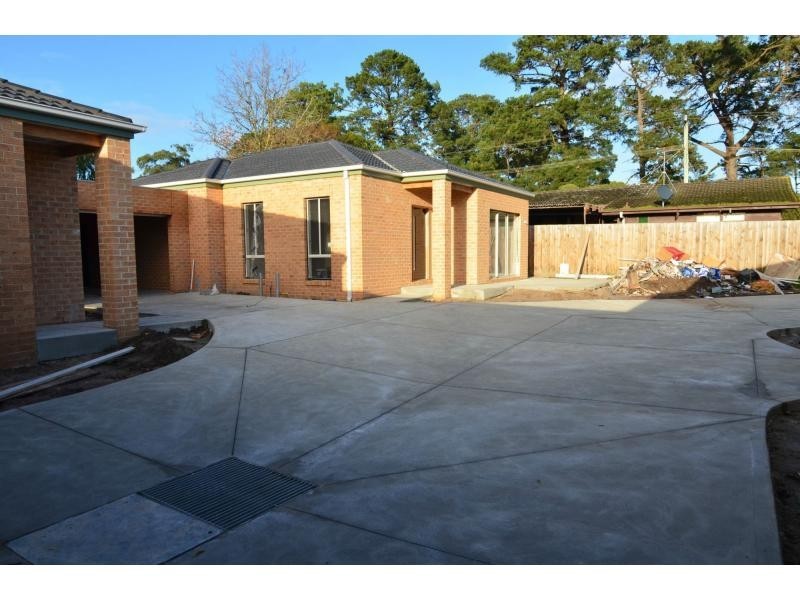 Unit 3/2 Salisbury Street, Lang Lang VIC 3984
