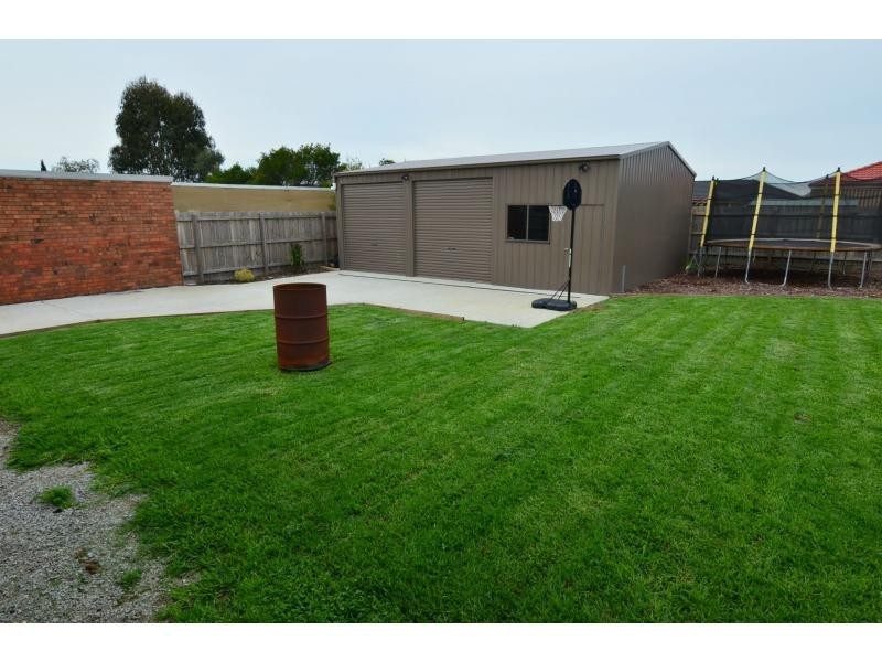 6 Grange Court, Koo Wee Rup VIC 3981