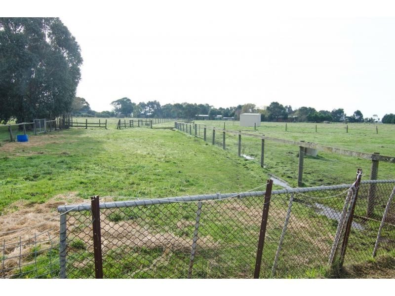 290 Main Drain Road, Koo Wee Rup VIC 3981