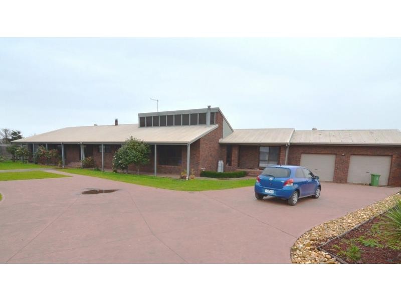 3 Quinny Street, Koo Wee Rup VIC 3981