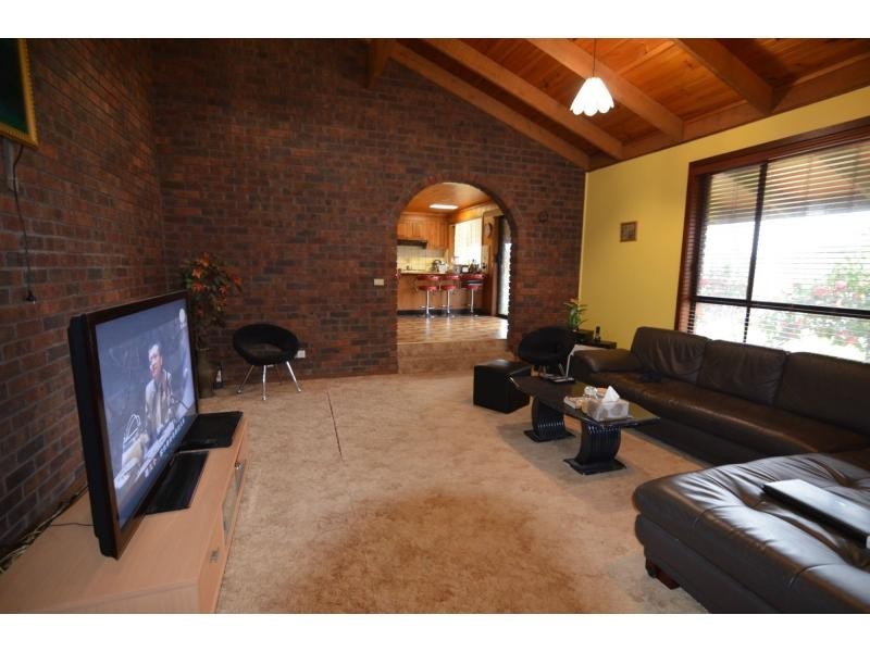 3 Quinny Street, Koo Wee Rup VIC 3981