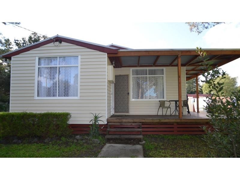 24 Roseberry Street, Lang Lang VIC 3984