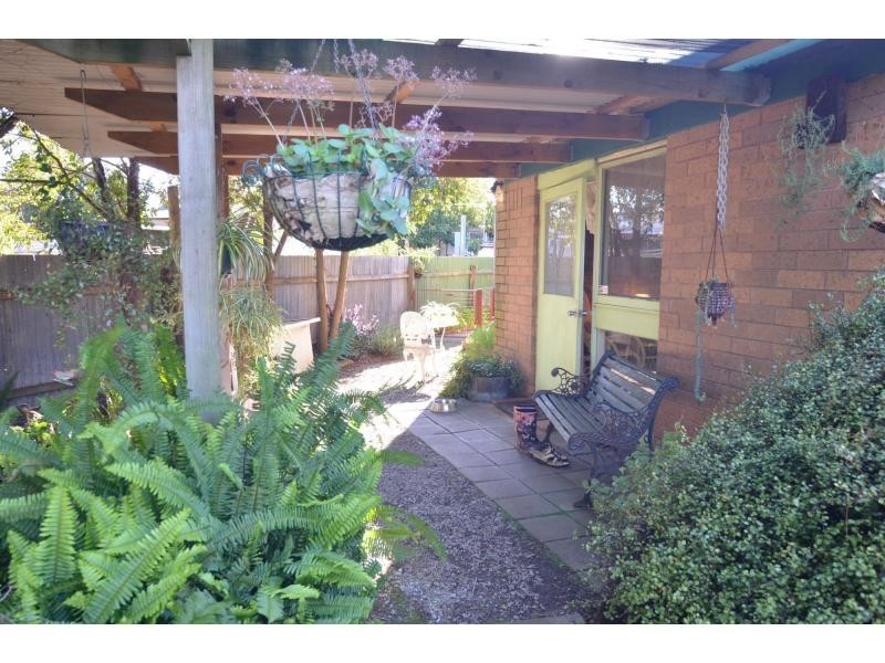 1 Roseberry Street, Lang Lang VIC 3984