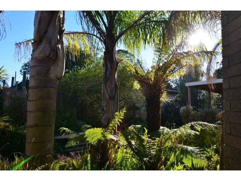 1 Roseberry Street, Lang Lang VIC 3984