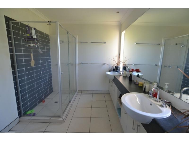 18 Anna Close, Nyora VIC 3987