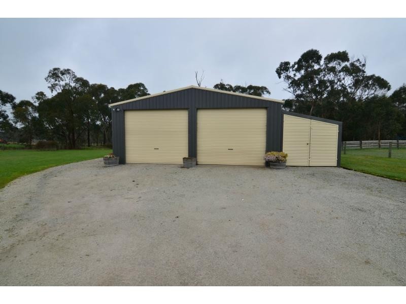 11 Ian Court, Nyora VIC 3987