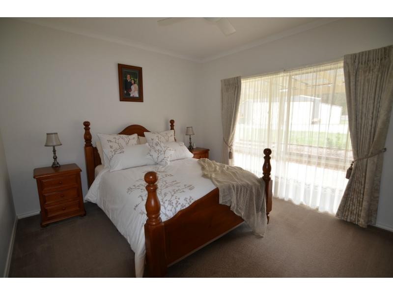 11 Ian Court, Nyora VIC 3987