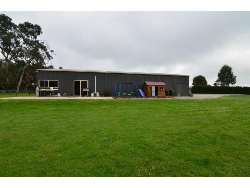 11 Ian Court, Nyora VIC 3987