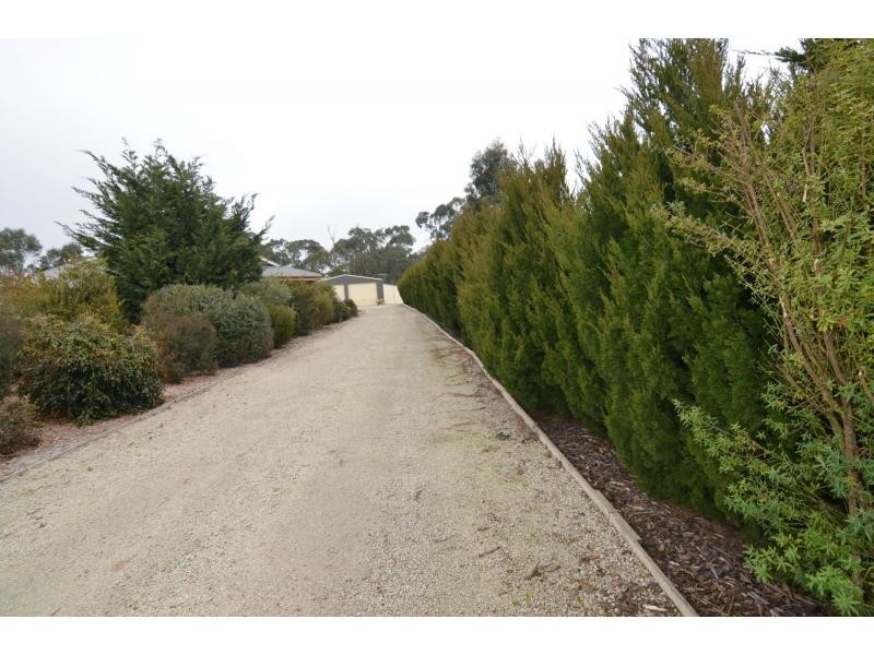 11 Ian Court, Nyora VIC 3987