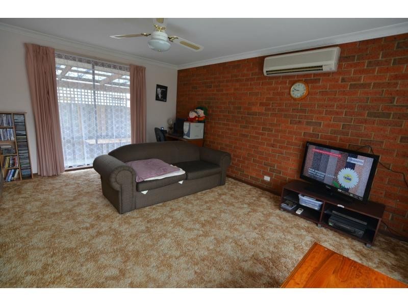 Unit 3/13-15 Mickle Street, Koo Wee Rup VIC 3981