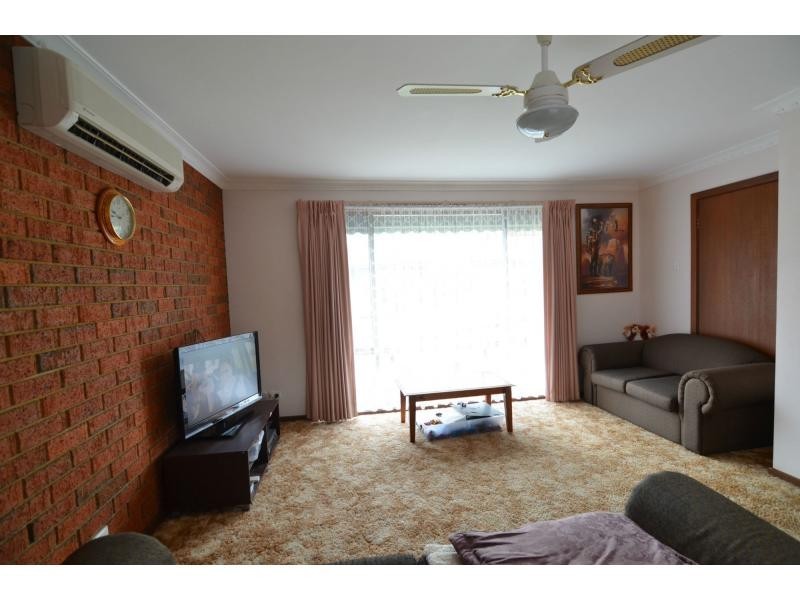 Unit 3/13-15 Mickle Street, Koo Wee Rup VIC 3981