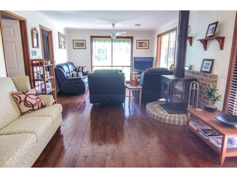 29 James Street, Lang Lang VIC 3984