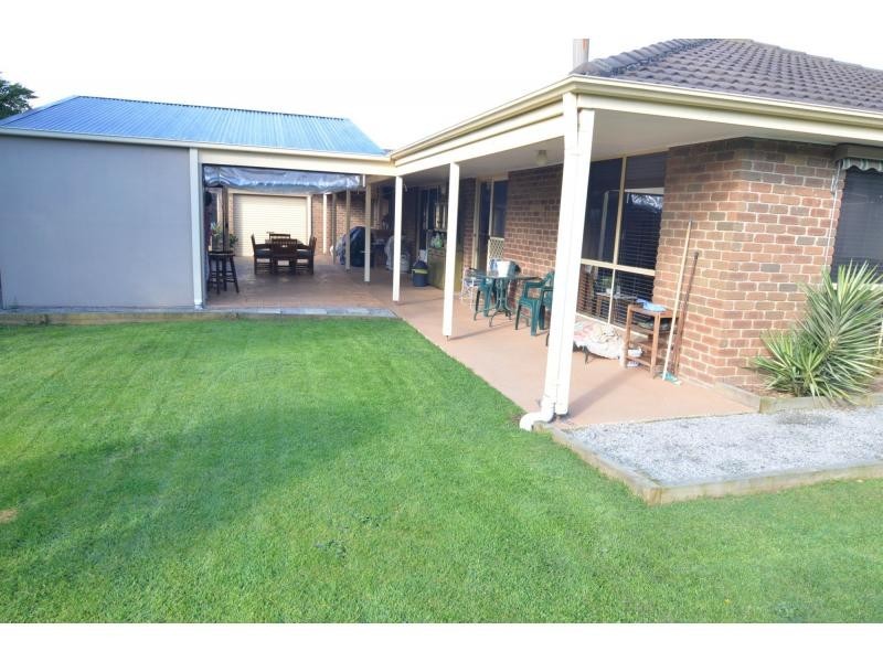 29 James Street, Lang Lang VIC 3984