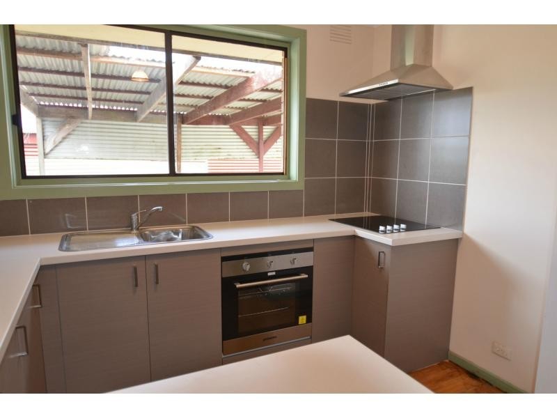 19 Station Street, Lang Lang VIC 3984